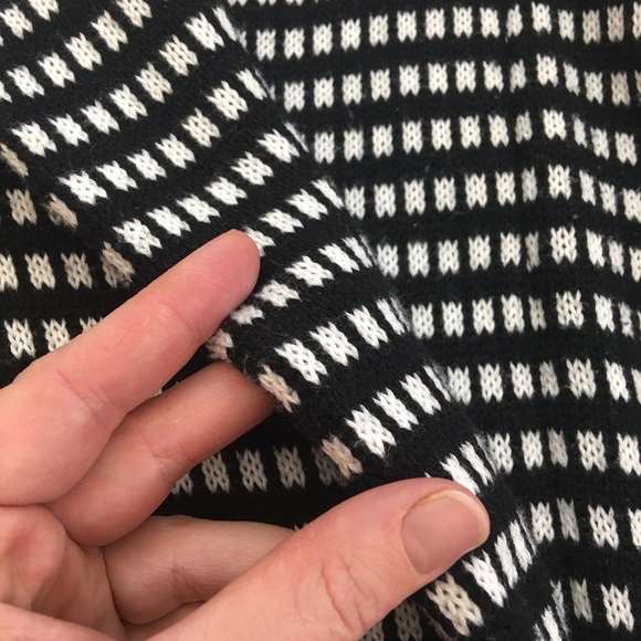 Alison Sheri luxury knit tie-up sweater/coat - Picture 5 of 7